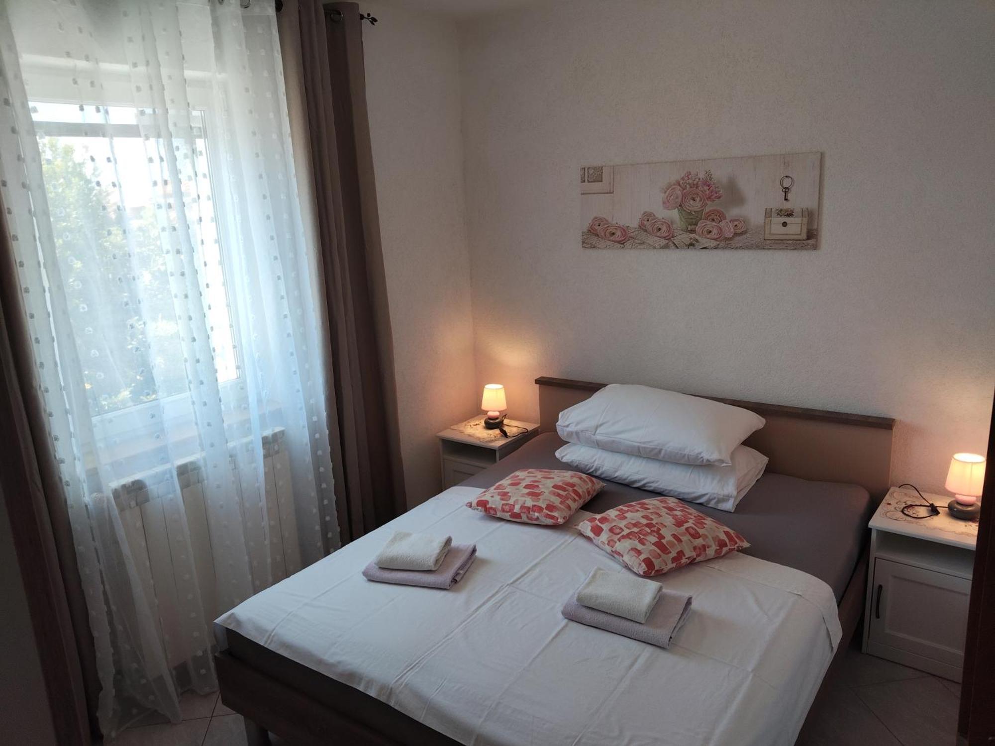 Apartmani Mila-Casa Bianca 메덜린 외부 사진